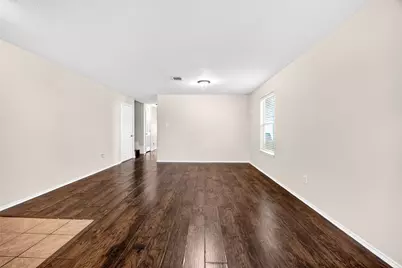 19014 Prairie Bluff Drive, Cypress, TX 77433 - Photo 8