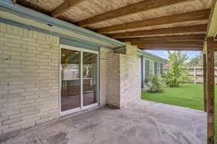 14218 Whitecross Dr, Houston, TX 77083 - Photo 28