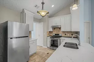 14218 Whitecross Dr, Houston, TX 77083 - Photo 8