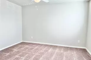 514 N 6th St, La Porte, TX 77571 - Photo 14