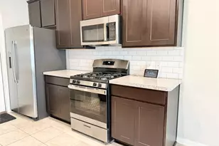 514 N 6th St, La Porte, TX 77571 - Photo 4