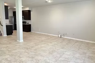 514 N 6th St, La Porte, TX 77571 - Photo 8