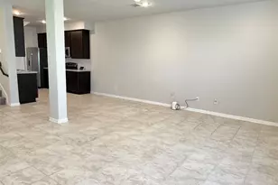 514 N 6th St, La Porte, TX 77571 - Photo 8