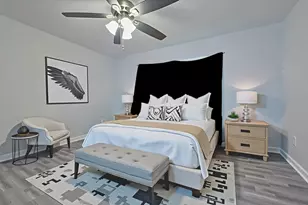 7706 Ashmole Ln, Houston, TX 77088 - Photo 10