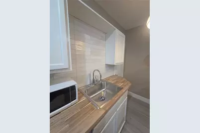 6526 Country Club Drive #B, Houston, TX 77023 - Photo 6