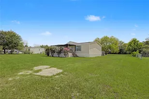 16 Victoria Way, Huntsville, TX 77320 - Photo 2