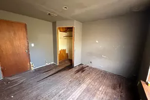 221 W Jordan St, Alvin, TX 77511 - Photo 16