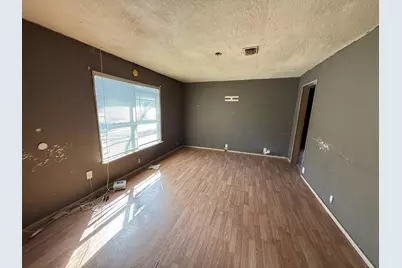 221 W Jordan Street, Alvin, TX 77511 - Photo 22