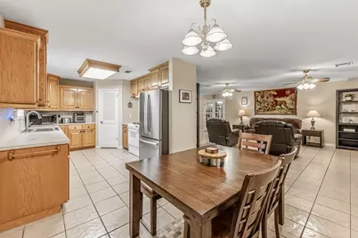 229 Evergreen Drive, Huntsville, TX 77340 - Photo 6