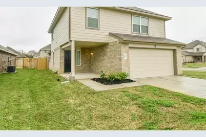 902 Ember Wood Court, La Marque, TX 77568 - Photo 2