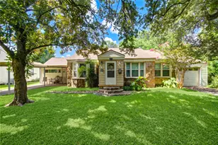 2206 Oaklawn Dr, La Marque, TX 77568 - Photo 1