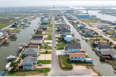 413 Pompano Lane, Surfside Beach, TX 77541 - Photo 20