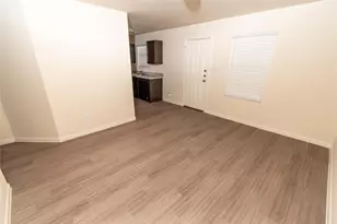 4259 Silver Ranch Rd, Houston, TX 77014 - Photo 4