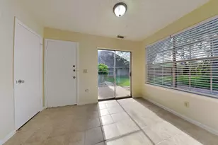 13322 Somersworth Dr, Houston, TX 77041 - Photo 12