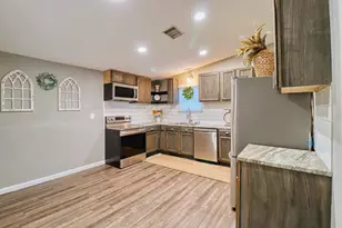 21702 Island Lake Loop E, Humble, TX 77338 - Photo 4