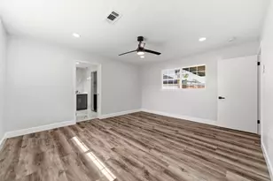 5411 Ariel St, Houston, TX 77096 - Photo 40
