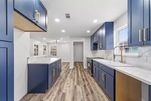 5411 Ariel St, Houston, TX 77096 - Photo 8