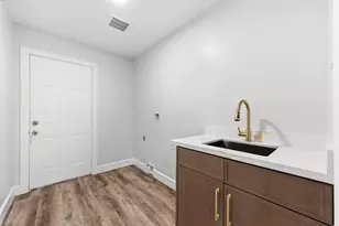 5411 Ariel St, Houston, TX 77096 - Photo 44