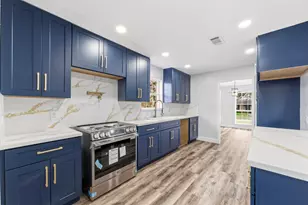 5411 Ariel St, Houston, TX 77096 - Photo 10