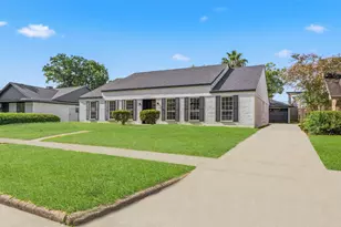 5411 Ariel St, Houston, TX 77096 - Photo 2