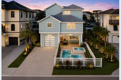 438 Amanda Circle, Tiki Island, TX 77554 - Photo 4