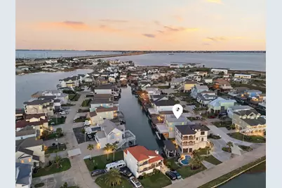 438 Amanda Circle, Tiki Island, TX 77554 - Photo 44