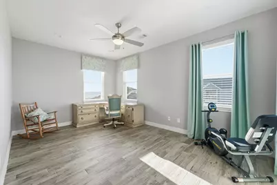 438 Amanda Circle, Tiki Island, TX 77554 - Photo 26