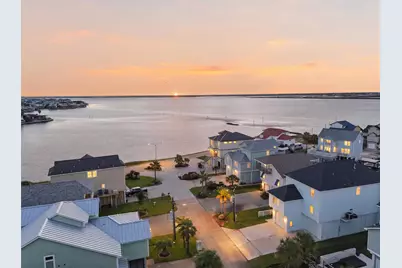 438 Amanda Circle, Tiki Island, TX 77554 - Photo 46