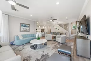 438 Amanda Cir, Tiki Island, TX 77554 - Photo 12