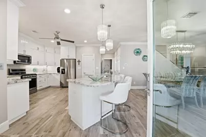 438 Amanda Circle, Tiki Island, TX 77554 - Photo 8