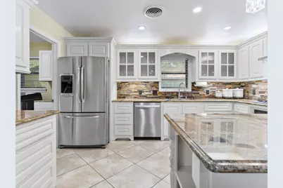 2917 Encino Avenue, Bay City, TX 77414 - Photo 12