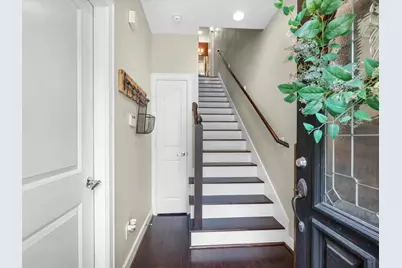 2110 Shearn Street #6, Houston, TX 77007 - Photo 4