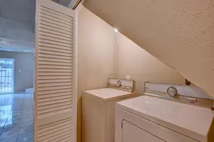 6330 Creekbend Dr, Houston, TX 77096 - Photo 18