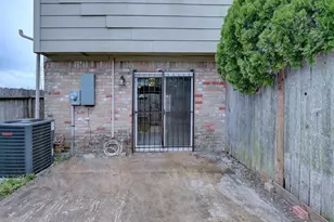 6330 Creekbend Dr, Houston, TX 77096 - Photo 20