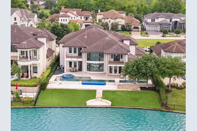 38 Enclave Manor Drive, Sugar Land, TX 77479 - Photo 2