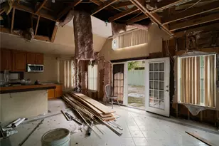 1925 Sunny Dr, Houston, TX 77093 - Photo 42