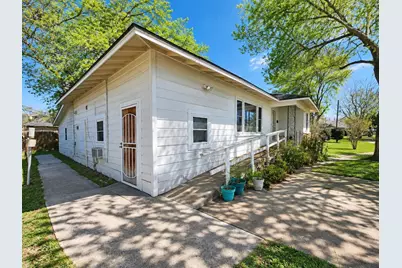 121 Club Drive, Luling, TX 78648 - Photo 2