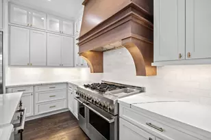 14008 Memorial Reserve Pl, Houston, TX 77079 - Photo 24