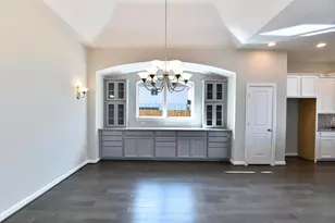 22510 Buster Jackson Ct, Richmond, TX 77469 - Photo 2