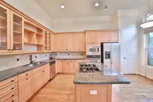 6335 E Mystic Meadow, Houston, TX 77021 - Photo 8