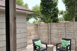 6410 Underhill St, Houston, TX 77092 - Photo 2
