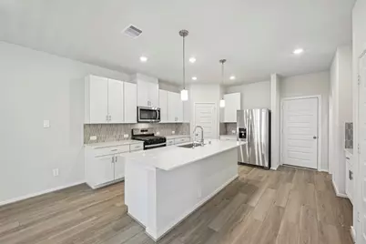 704 Sand Dollar, Kemah, TX 77565 - Photo 8