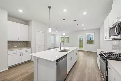 704 Sand Dollar, Kemah, TX 77565 - Photo 6