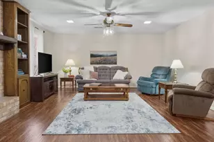 34514 Kristine Dr, Pinehurst, TX 77362 - Photo 12