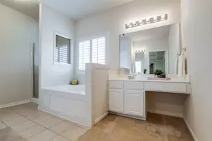 6807 Chapelfield Ln, Houston, TX 77049 - Photo 24