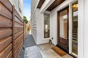 4003 Gibson St, Houston, TX 77007 - Photo 2