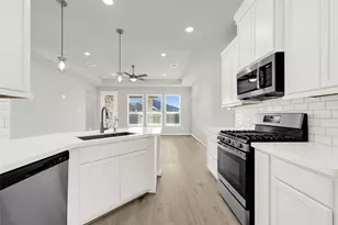 9111 Hunter Hill Dr, Cypress, TX 77433 - Photo 10