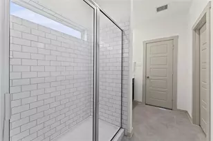 12512 Newport Arch Ln, Houston, TX 77047 - Photo 18