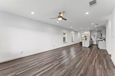 12512 Newport Arch Lane, Houston, TX 77047 - Photo 10