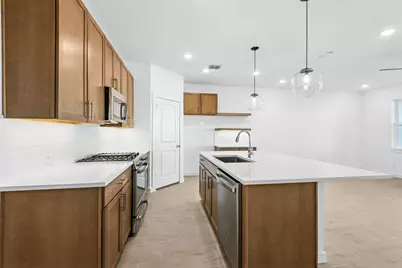 693 Daniels Lake Lane, Dayton, TX 77535 - Photo 4